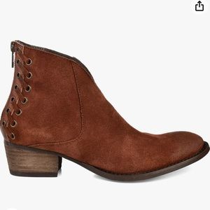 Journee Signature Womens Arika Bootie